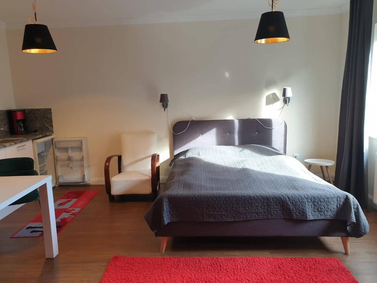 Ejjeli Bagoly Etterem Es Panzio Bed & Breakfast Budapeşte Dış mekan fotoğraf